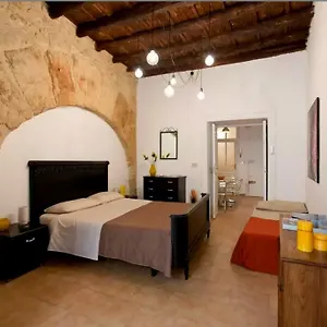 Apartment Casetta In Centro